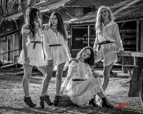 5DM45951 Edit Edit 960x768 640x480